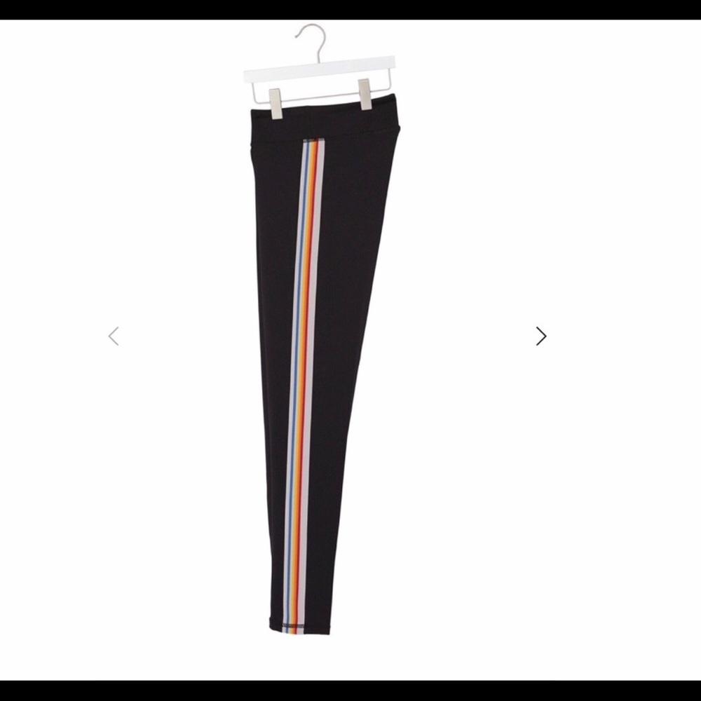 Girls rainbow side stripe leggings 🌈